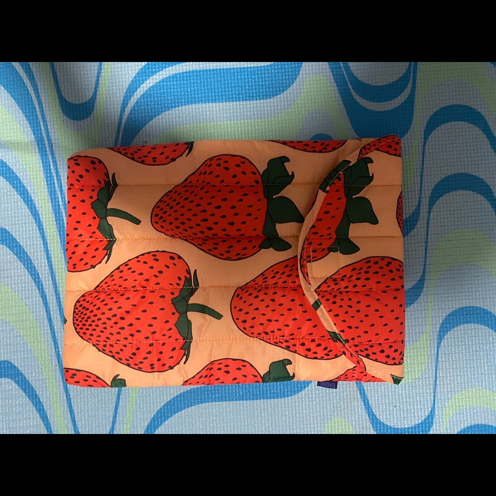 baggu laptop sleeve